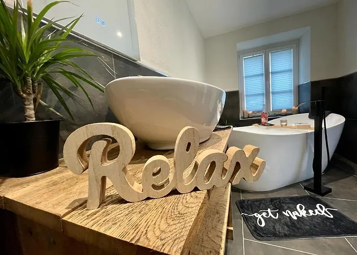 Апартаменты Mya Lenas *